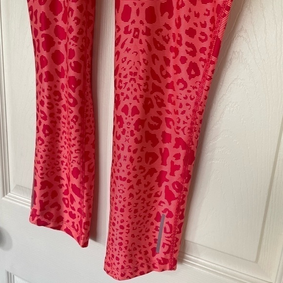 Nike Dri-Fit Cropped Legging - Picture 3 of 7